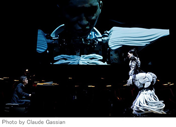 渋谷慶一郎アンドロイド･オペラ「MIRROR」